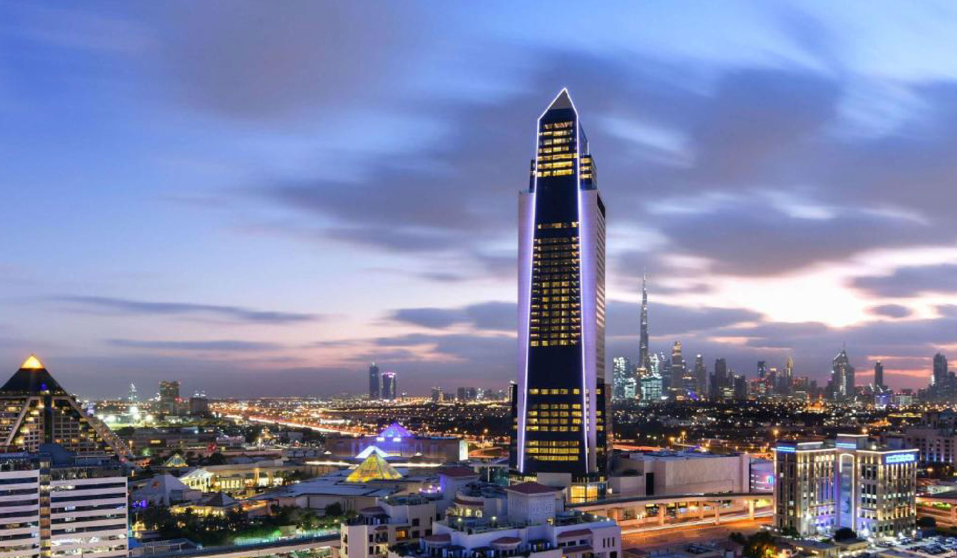 OBELISK-SOFITEL---Dubai,-UAE